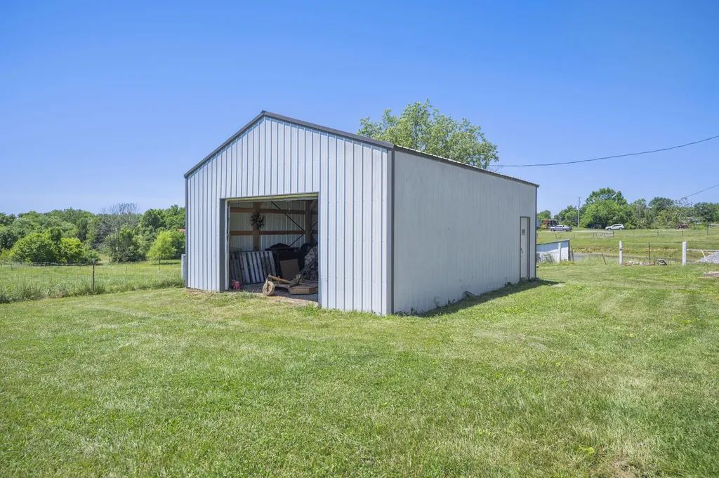 1160 Hopewell Road Harrodsburg KY 40330