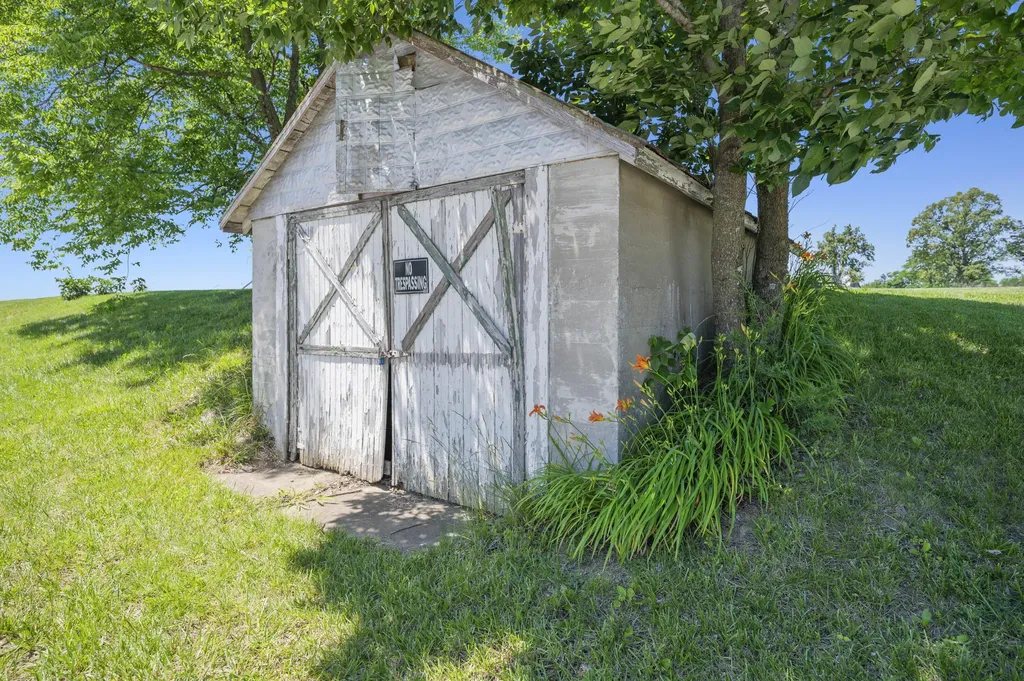 1160 Hopewell Road Harrodsburg KY 40330