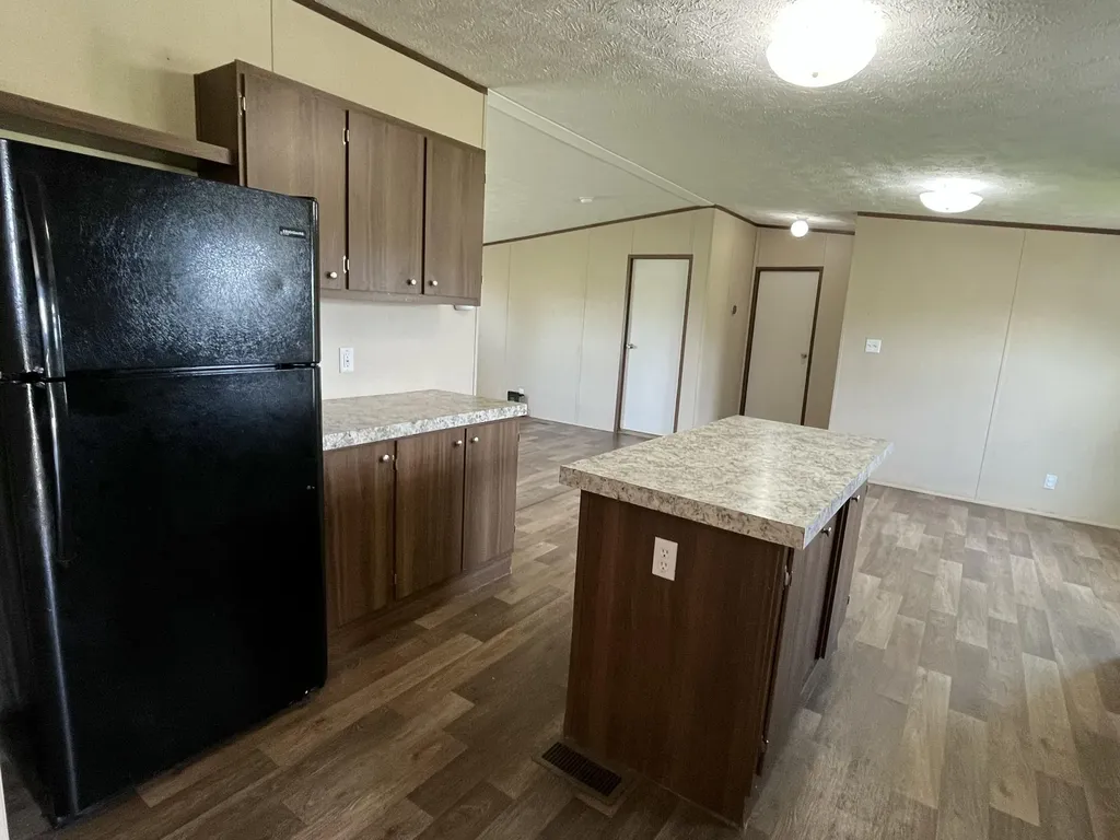 2420 Old Bull Road Eubank KY 42567
