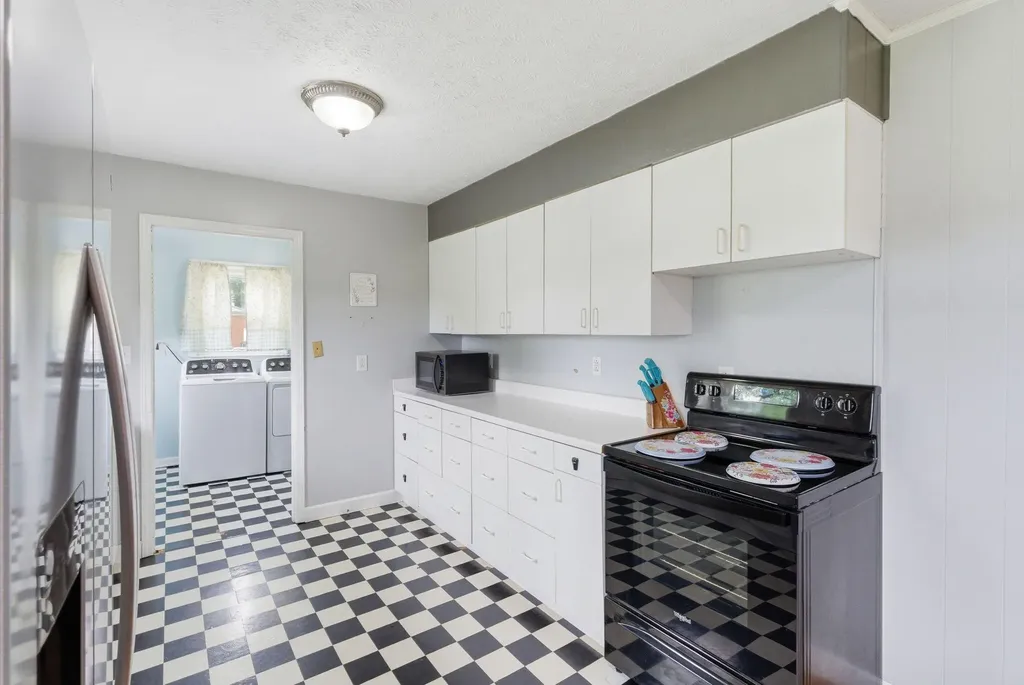 3325 Greenup Road Owenton KY 40359