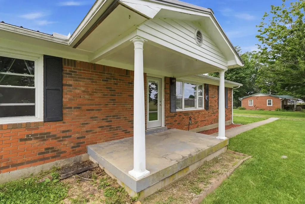 3325 Greenup Road Owenton KY 40359