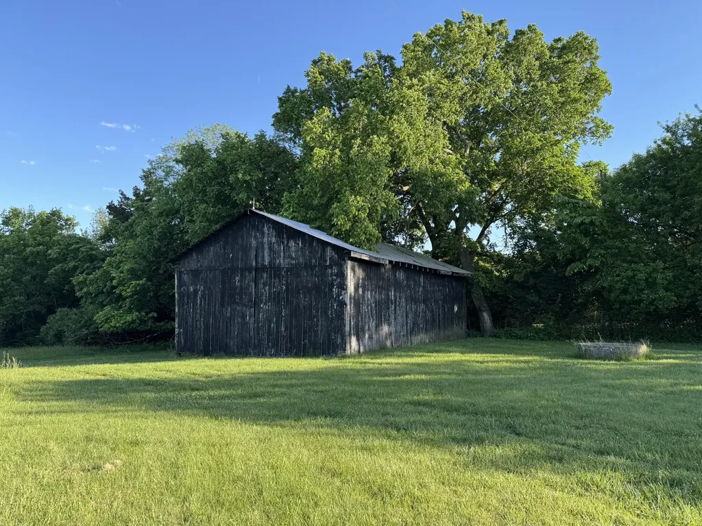 7950 Mccowans Ferry Road Versailles KY 40383