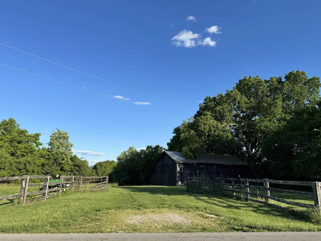 7950 Mccowans Ferry Road Versailles KY 40383