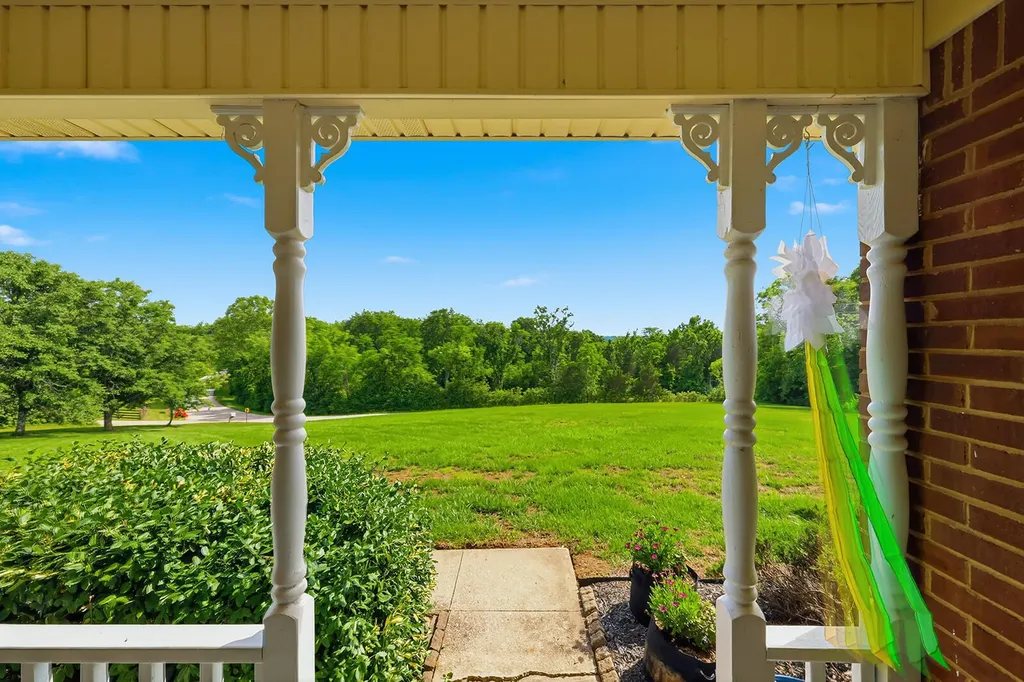 1406 Colston Lane Frankfort KY 40601