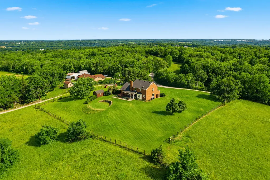 1406 Colston Lane Frankfort KY 40601