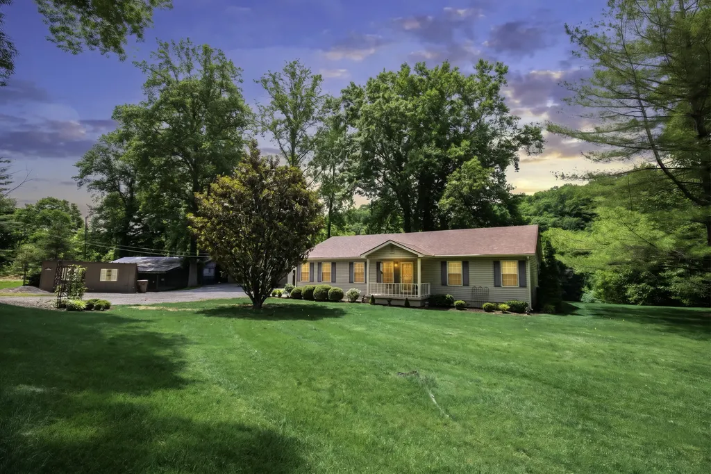 191 Bunton Road Versailles KY 40383