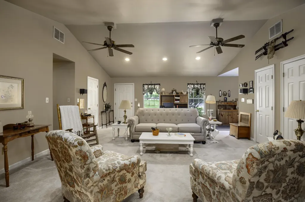 191 Bunton Road Versailles KY 40383