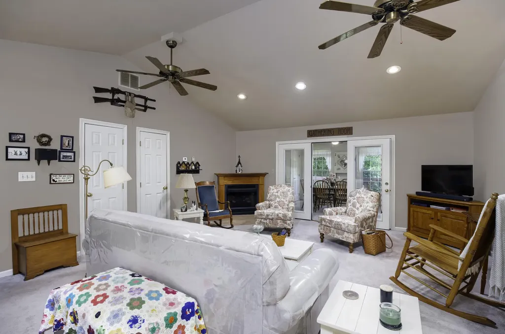 191 Bunton Road Versailles KY 40383