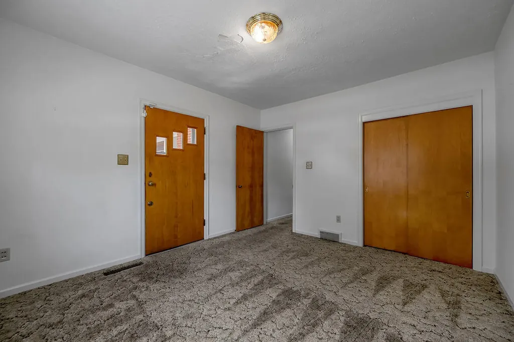 513 Springhill Drive Lexington KY 40503
