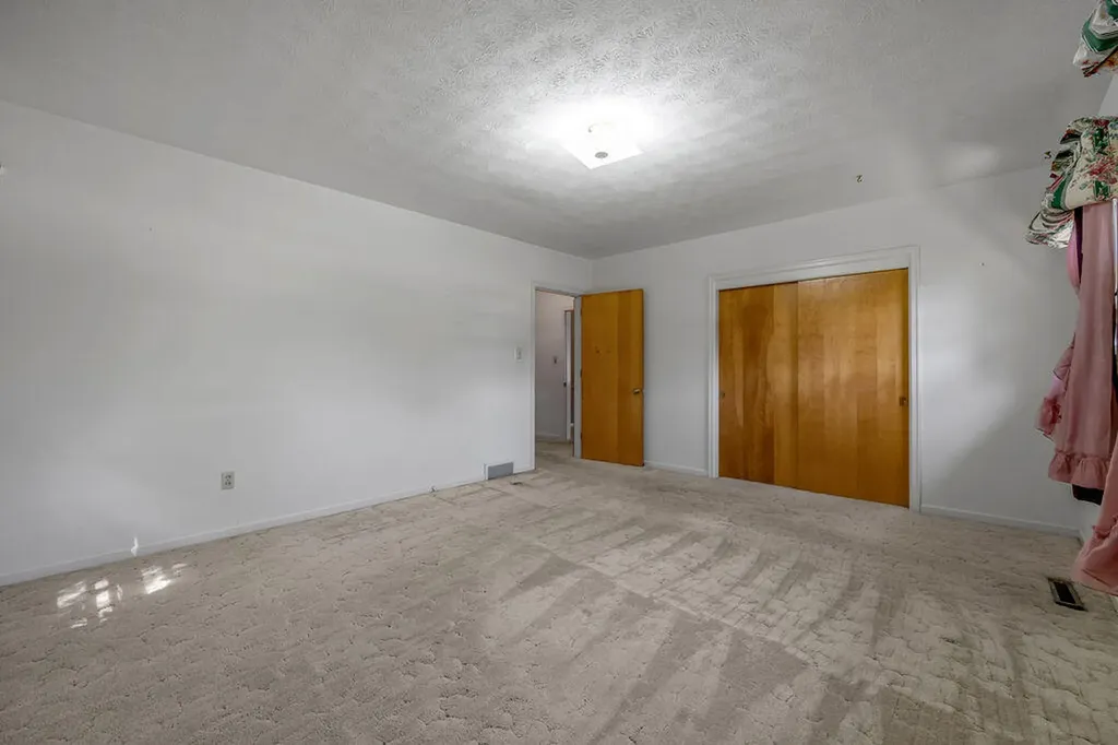 513 Springhill Drive Lexington KY 40503
