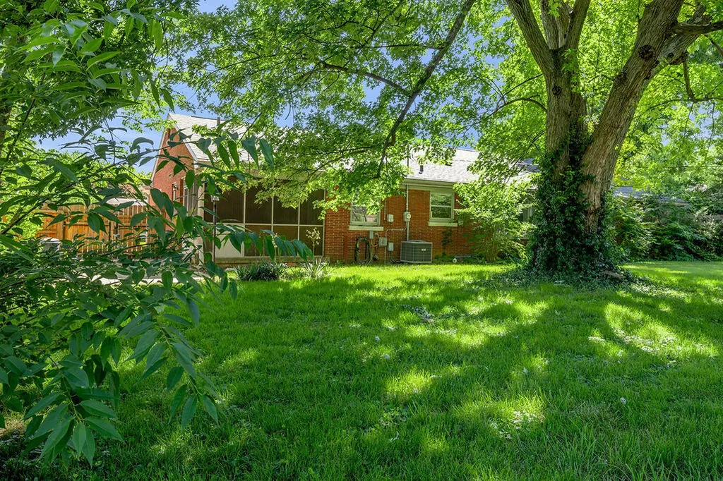513 Springhill Drive Lexington KY 40503