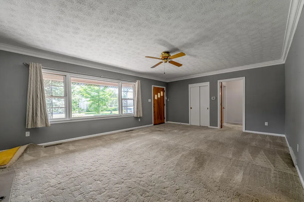 513 Springhill Drive Lexington KY 40503