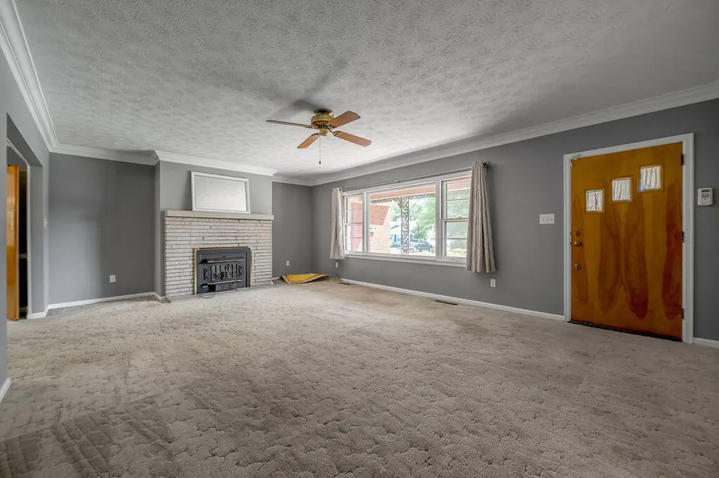 513 Springhill Drive Lexington KY 40503