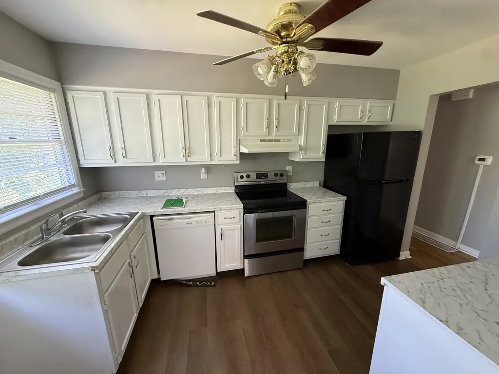 2052 St Christopher Drive Lexington KY 40502