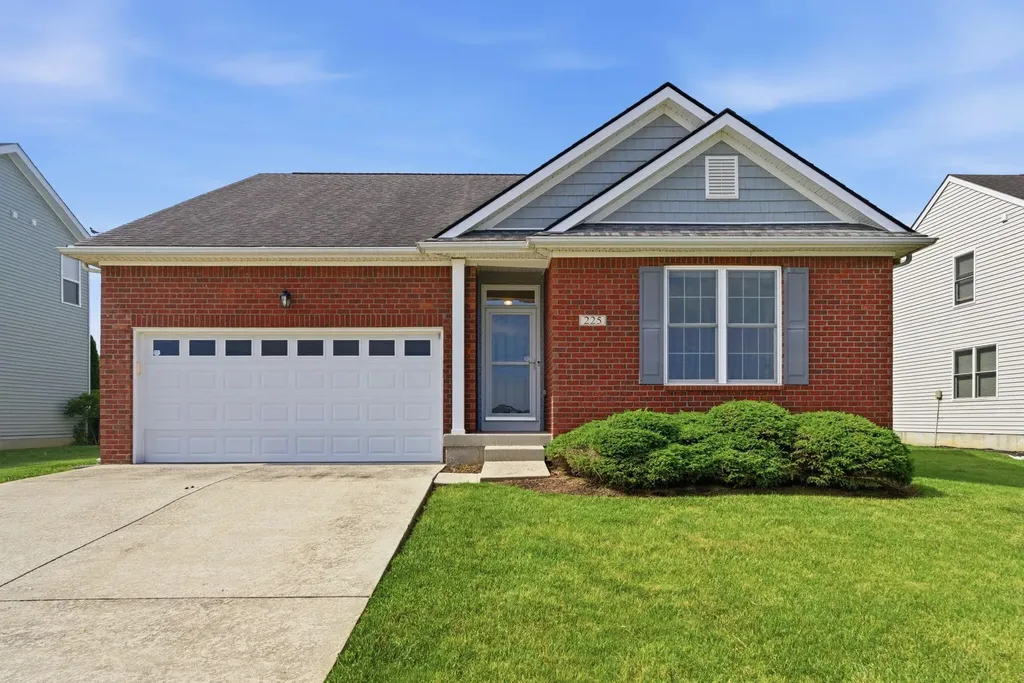 225 Saint Regis Drive Shelbyville KY 40065