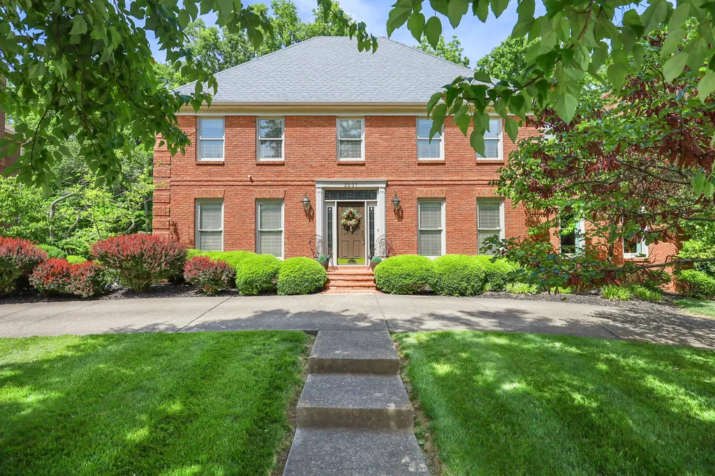 2237 Bonhaven Road Lexington KY 40515