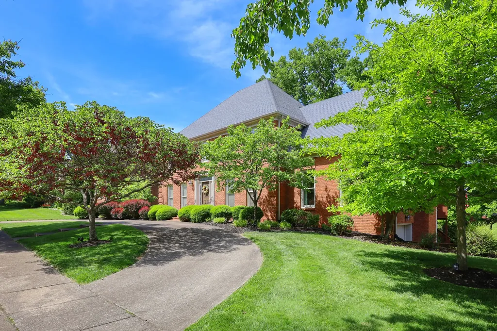2237 Bonhaven Road Lexington KY 40515