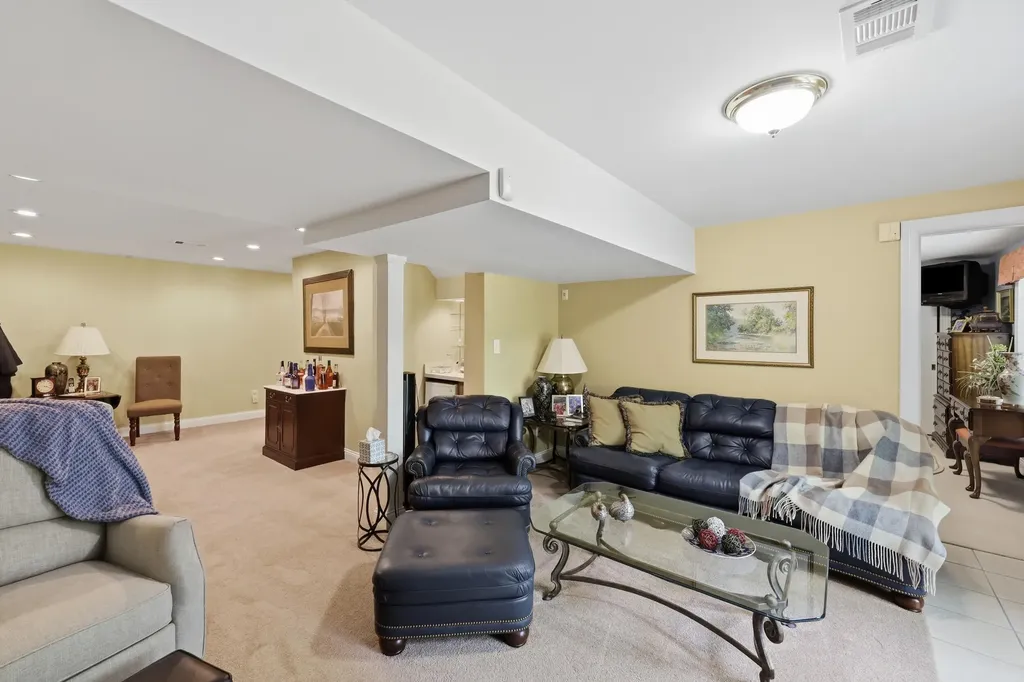 2237 Bonhaven Road Lexington KY 40515