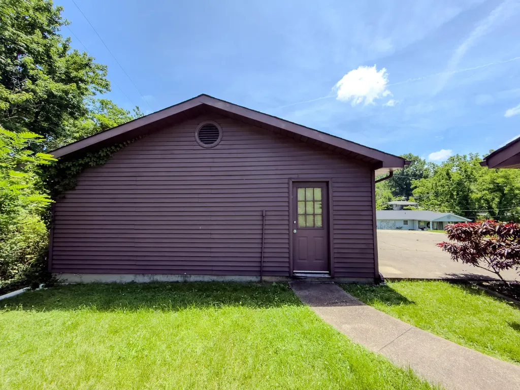 106 Fountaine Drive London KY 40741