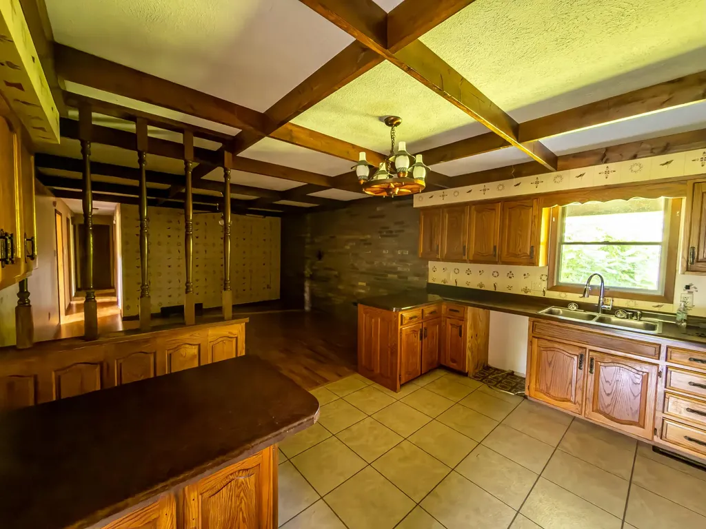 106 Fountaine Drive London KY 40741