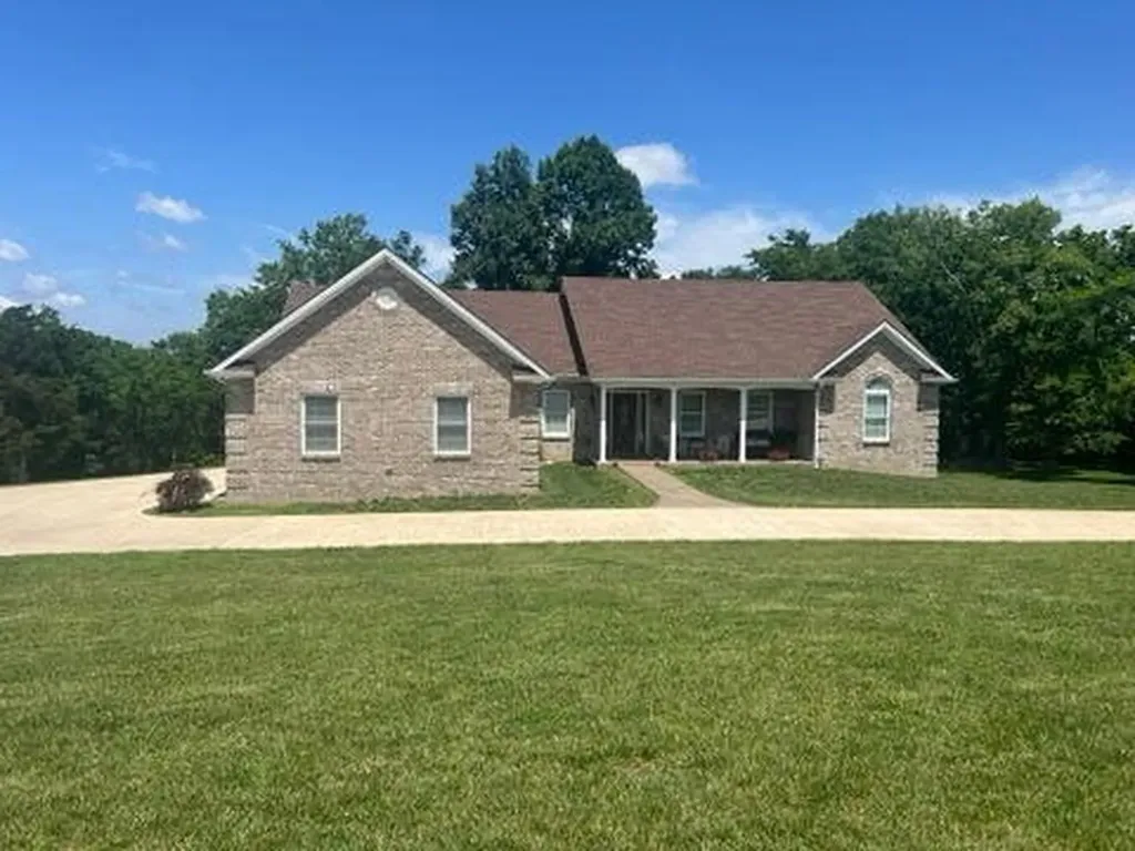 1224 Hall Road Nicholasville KY 40356