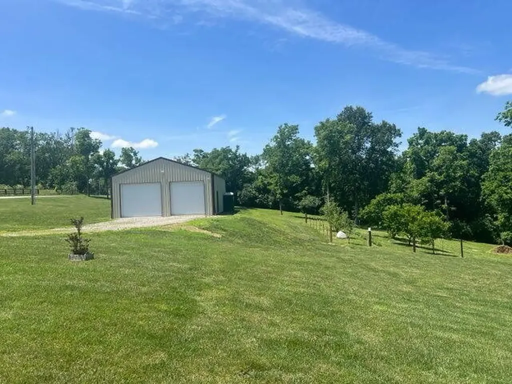 1224 Hall Road Nicholasville KY 40356