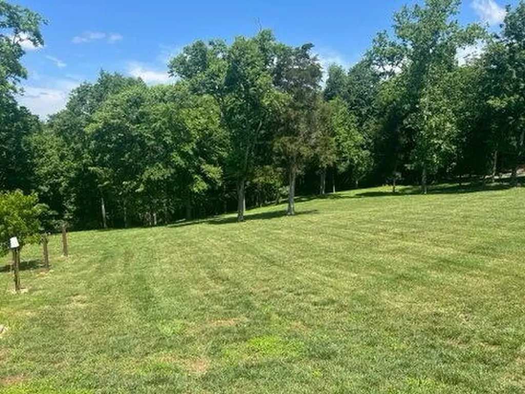 1224 Hall Road Nicholasville KY 40356