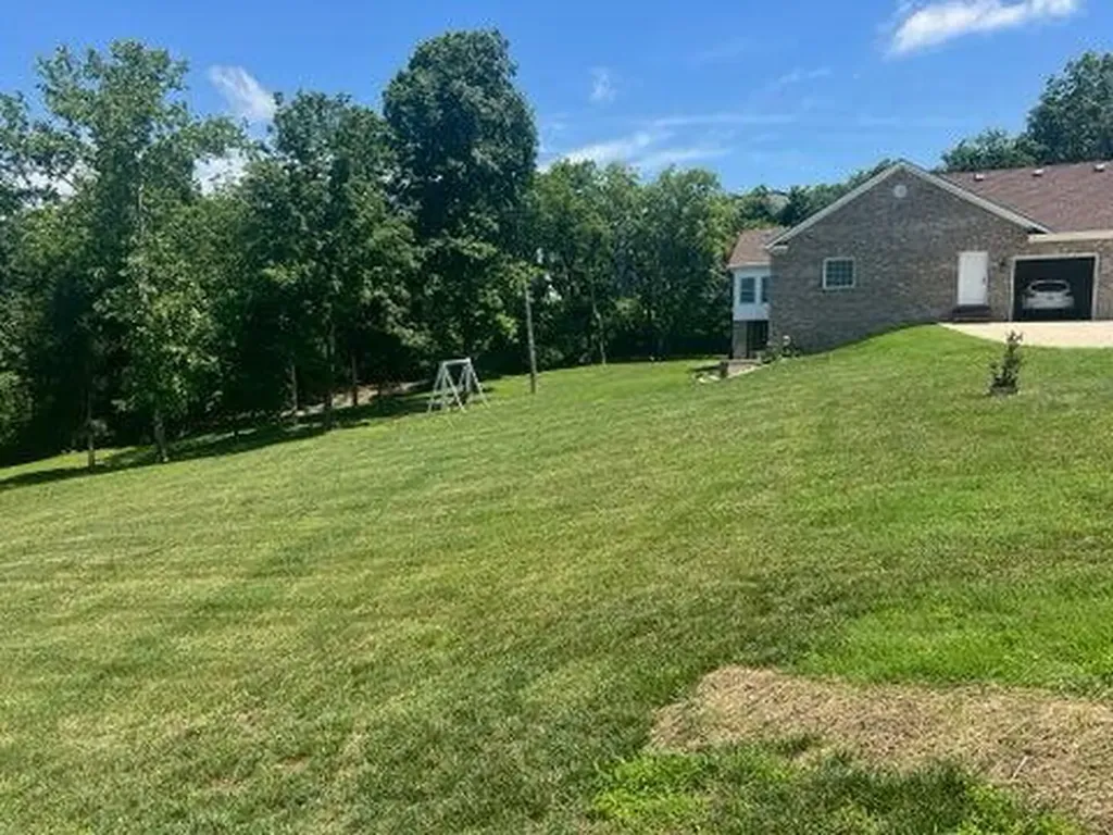 1224 Hall Road Nicholasville KY 40356