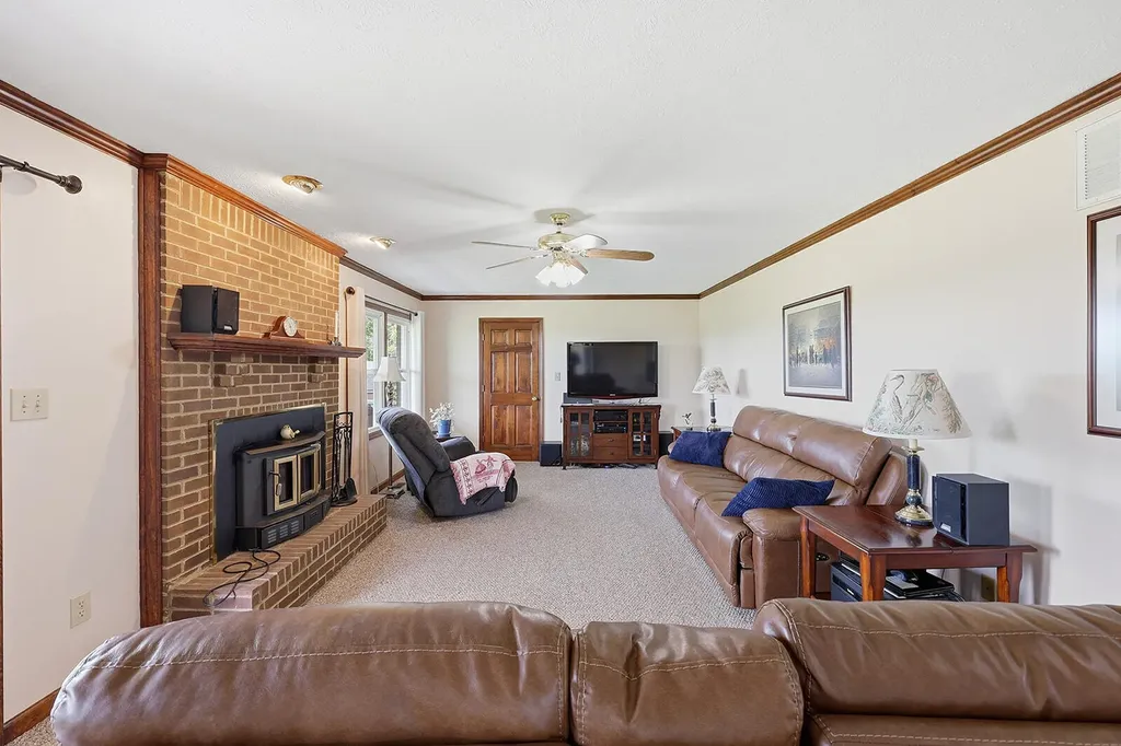 1406 Colston Lane Frankfort KY 40601