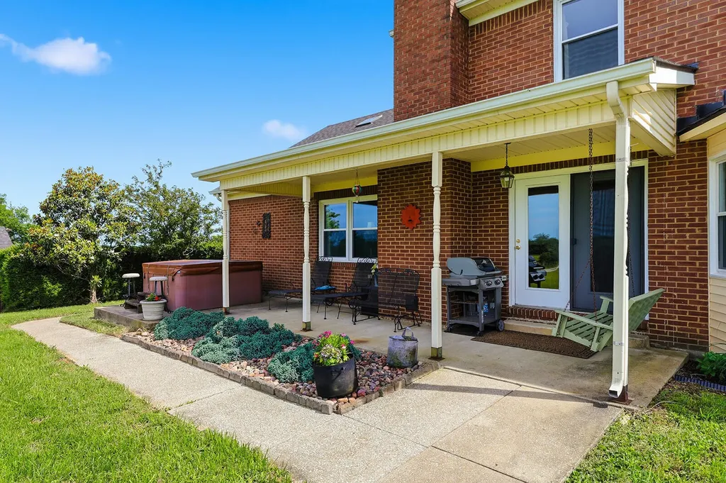 1406 Colston Lane Frankfort KY 40601