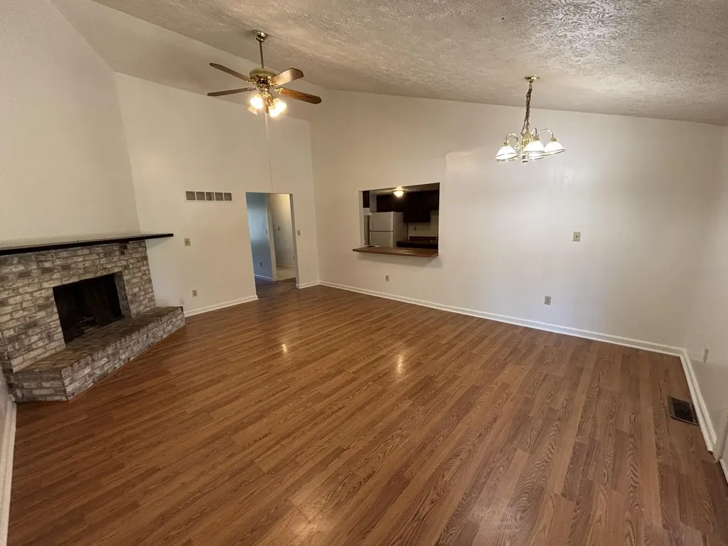 392 Pasadena Drive Lexington KY 40503