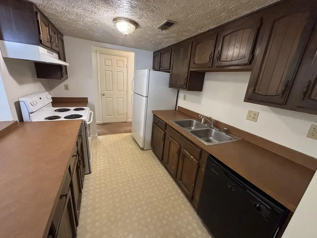 392 Pasadena Drive Lexington KY 40503