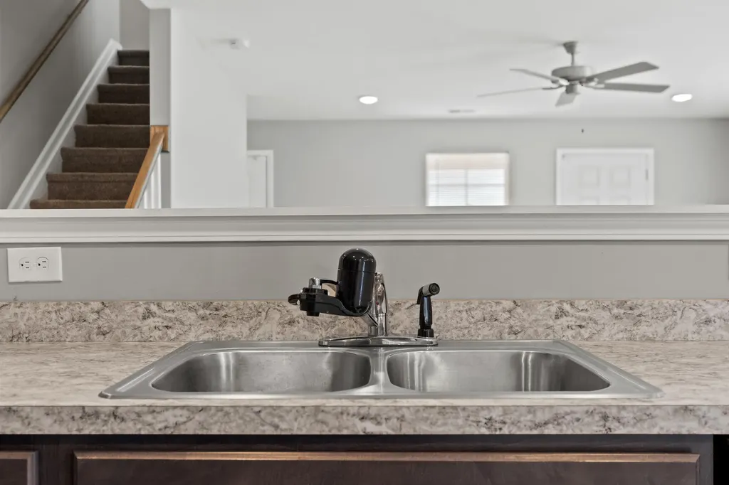 8004 Driftwood Lp Richmond KY 40475