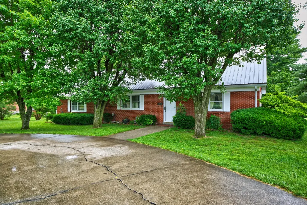 203 Kennedy Lane Richmond KY 40475