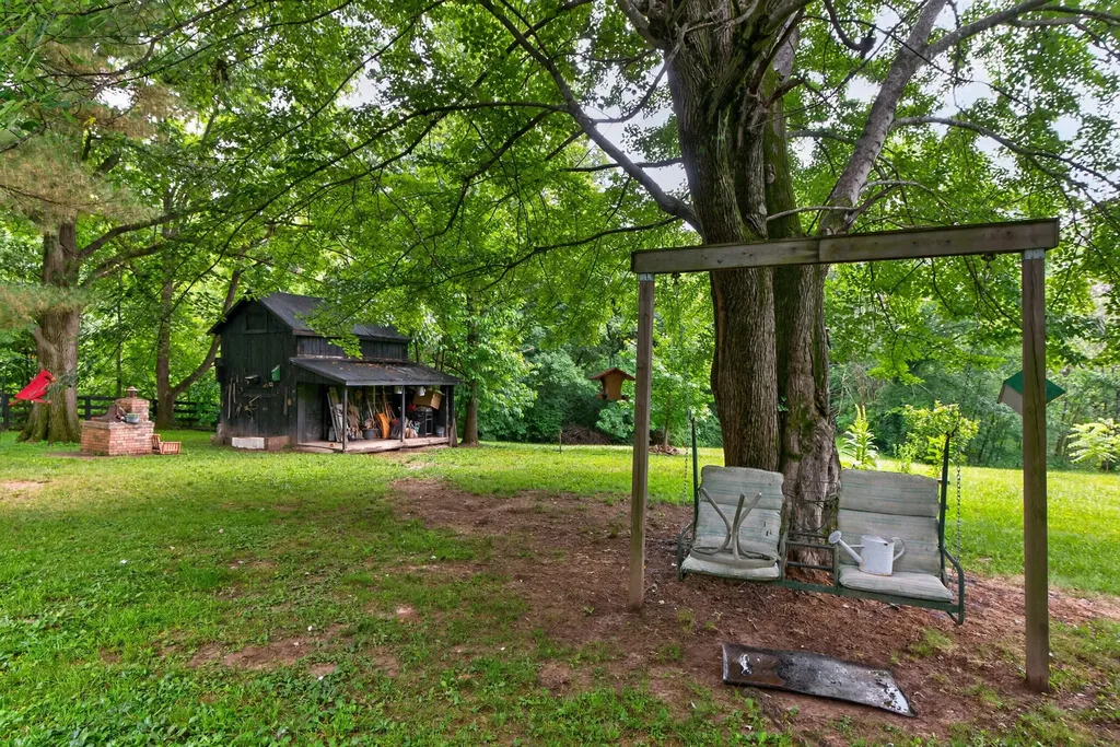 203 Kennedy Lane Richmond KY 40475