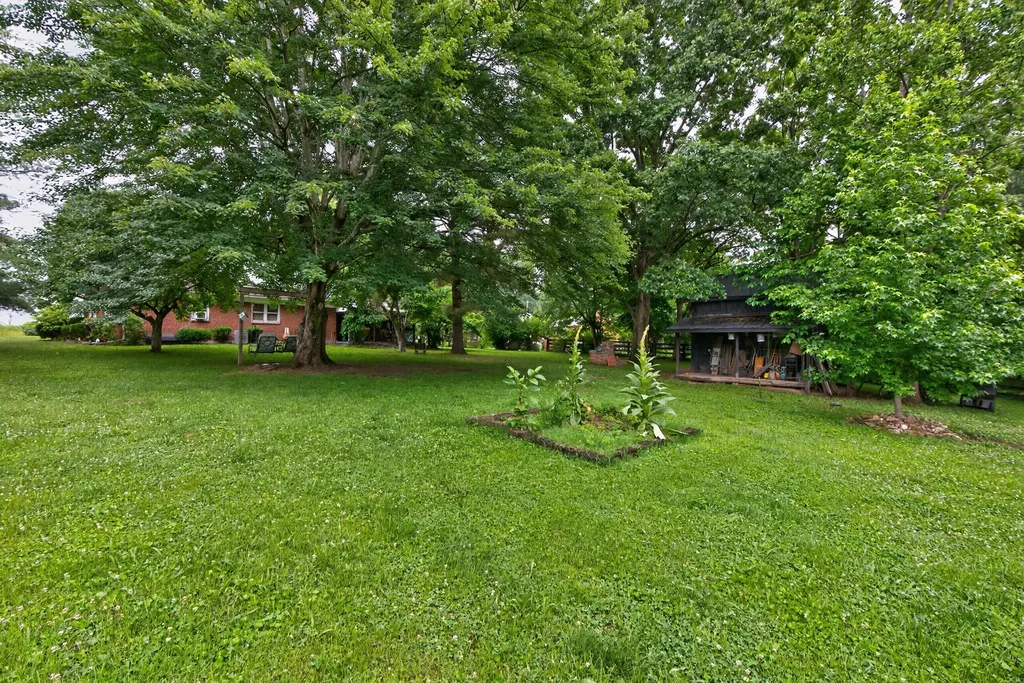 203 Kennedy Lane Richmond KY 40475