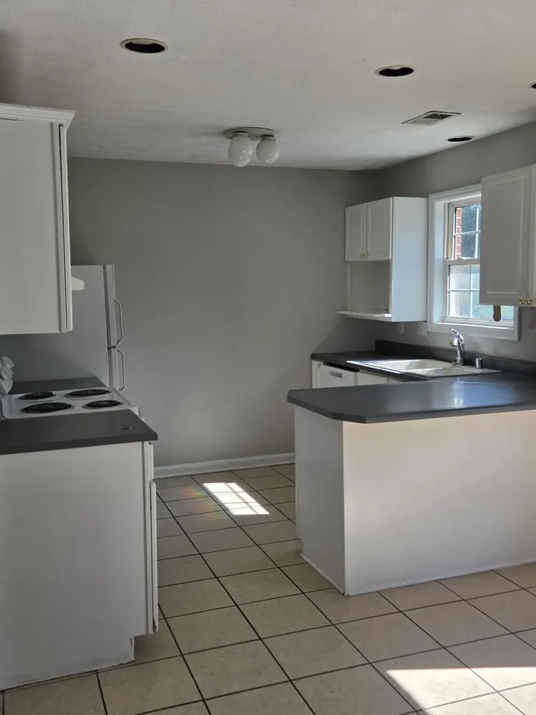 125 Woods Trail Richmond KY 40475