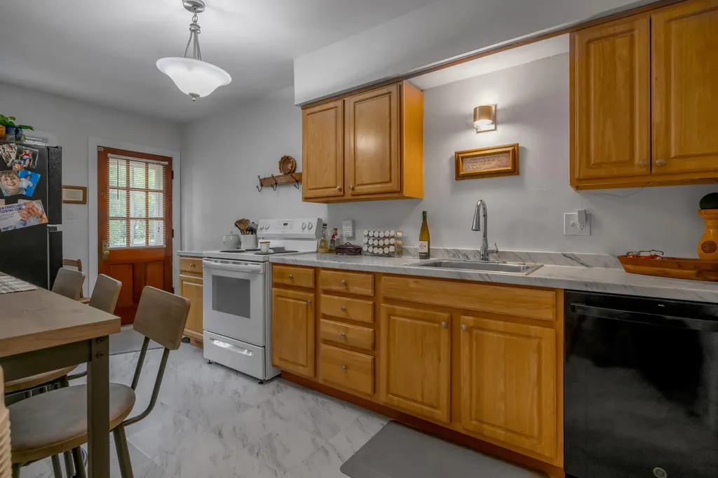 305 Sycamore Road Lexington KY 40502