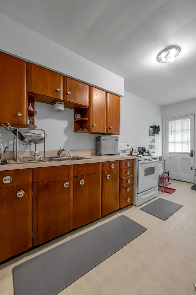 305 Sycamore Road Lexington KY 40502