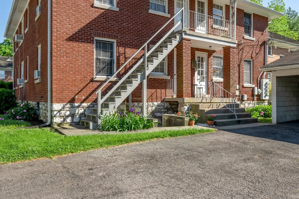 305 Sycamore Road Lexington KY 40502