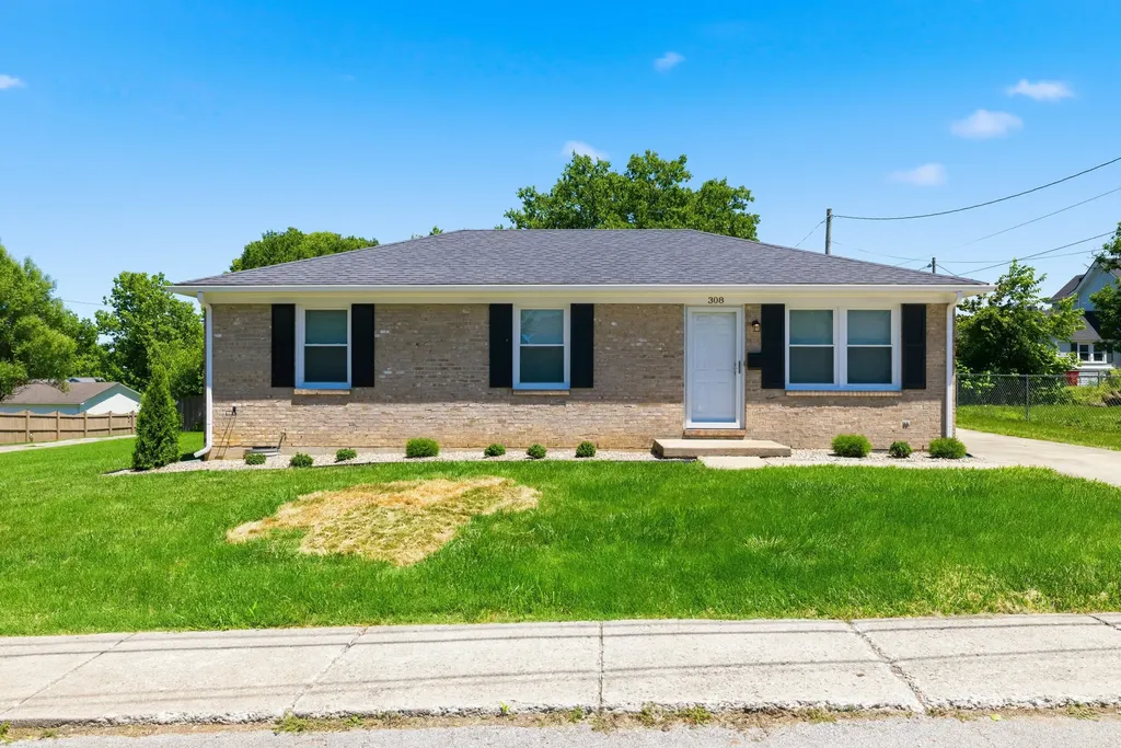 308 S 3rd Street Nicholasville KY 40356