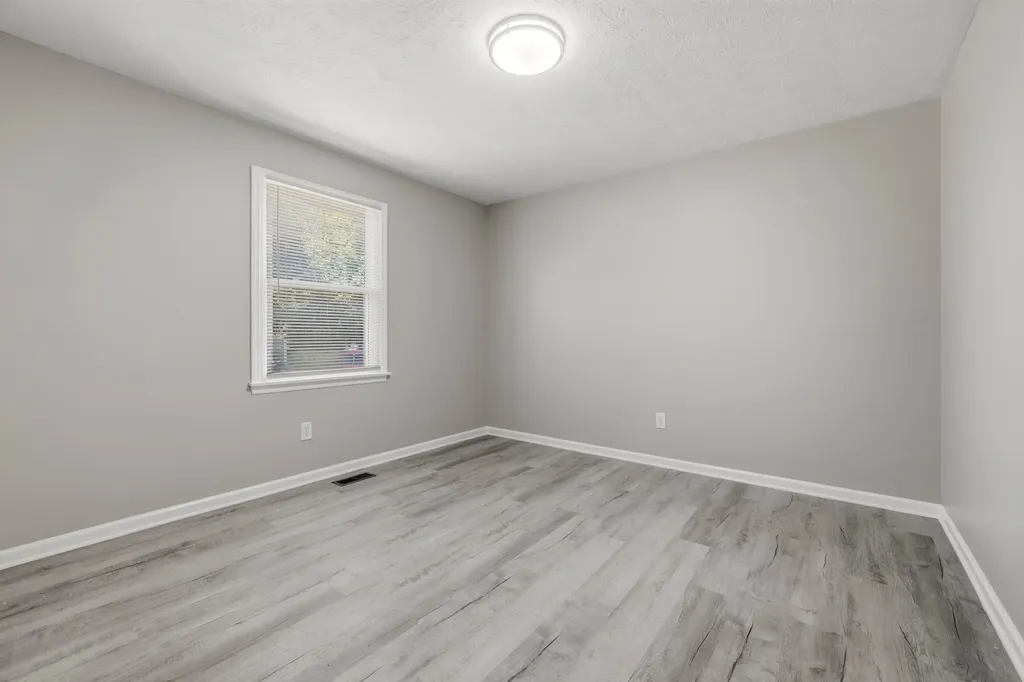 308 S 3rd Street Nicholasville KY 40356