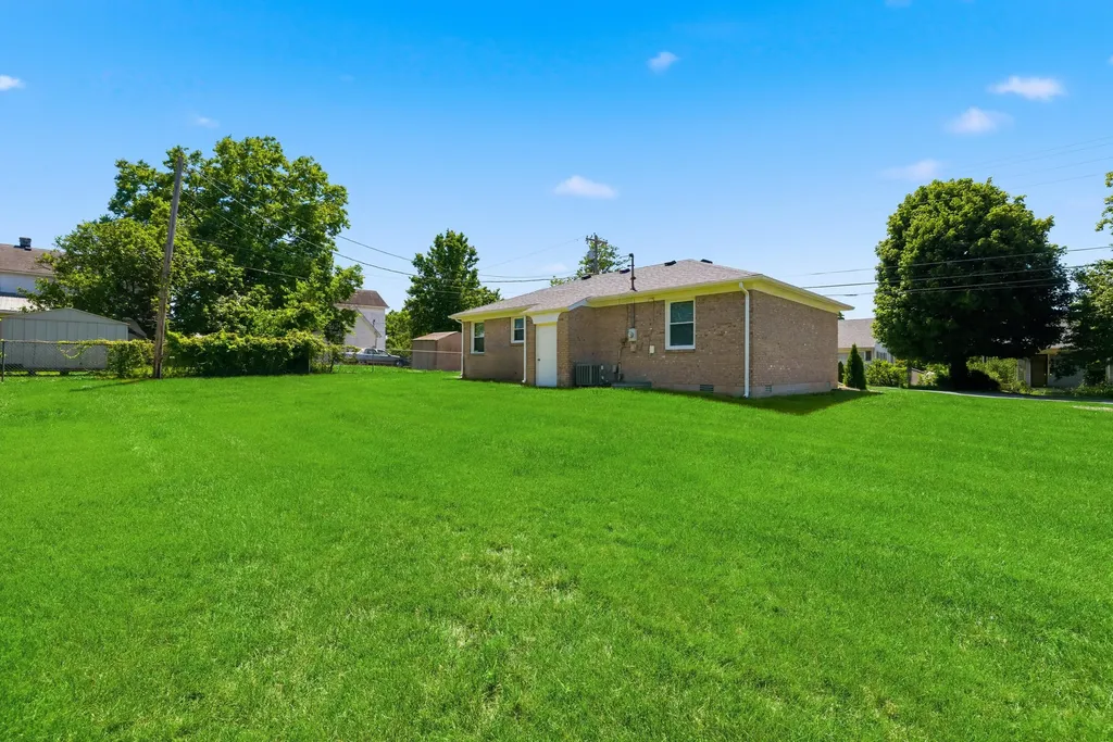 308 S 3rd Street Nicholasville KY 40356