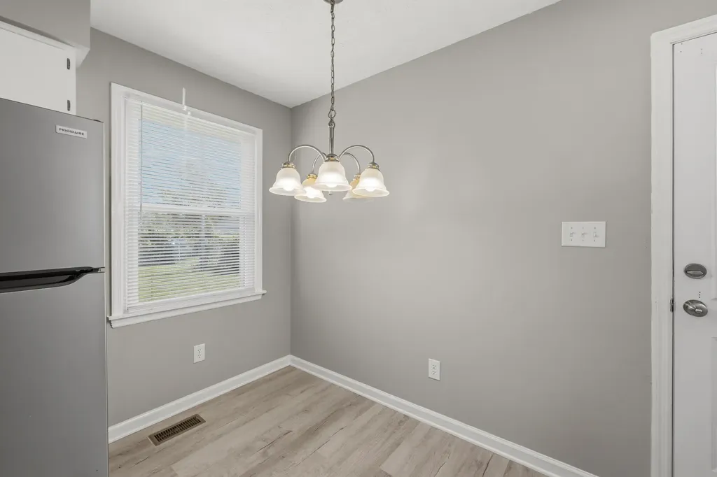 308 S 3rd Street Nicholasville KY 40356
