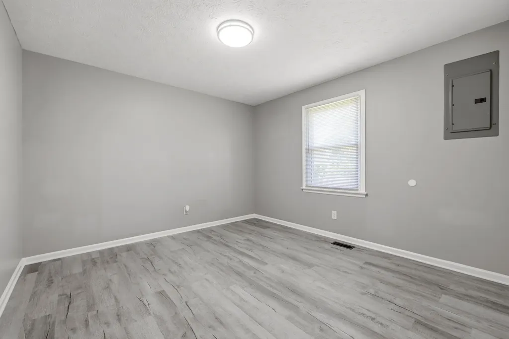 308 S 3rd Street Nicholasville KY 40356