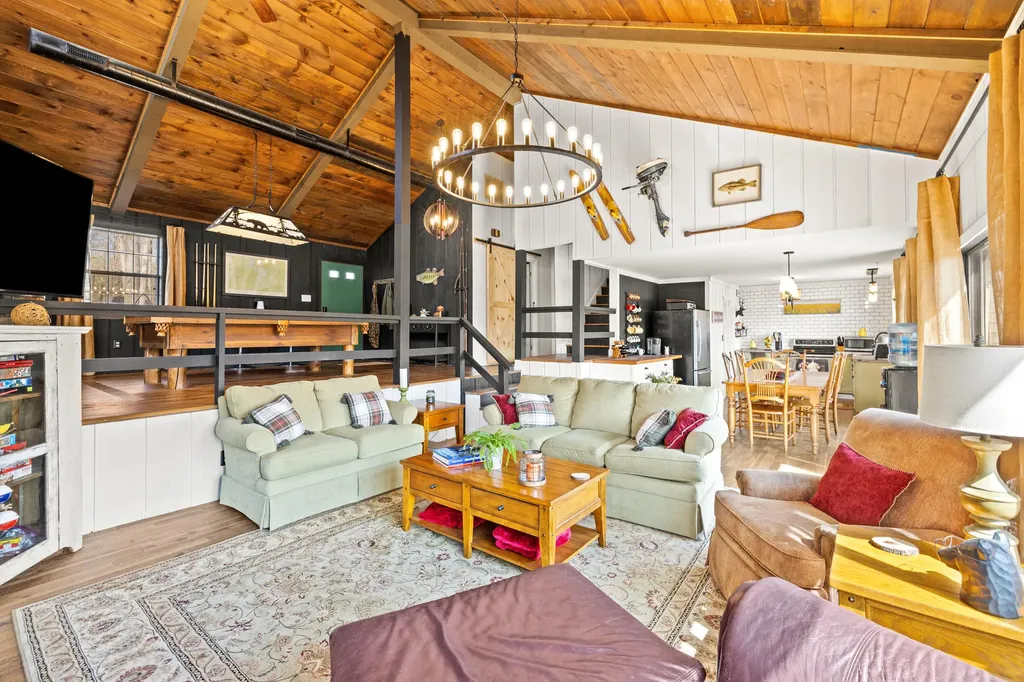 297 Oak Lane Salt Lick KY 40371