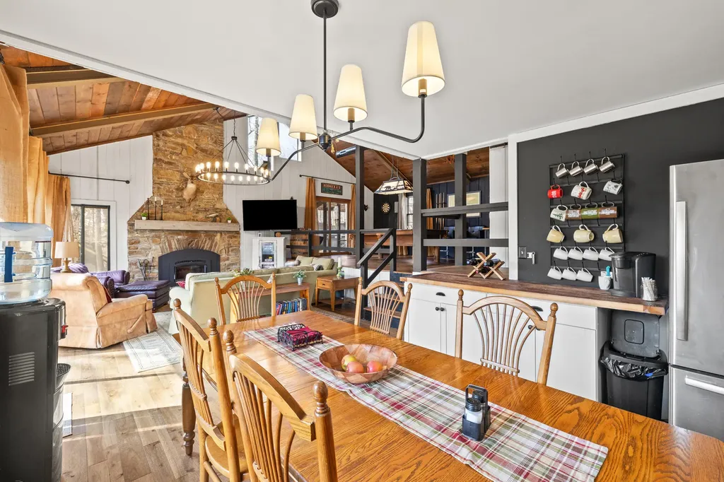297 Oak Lane Salt Lick KY 40371