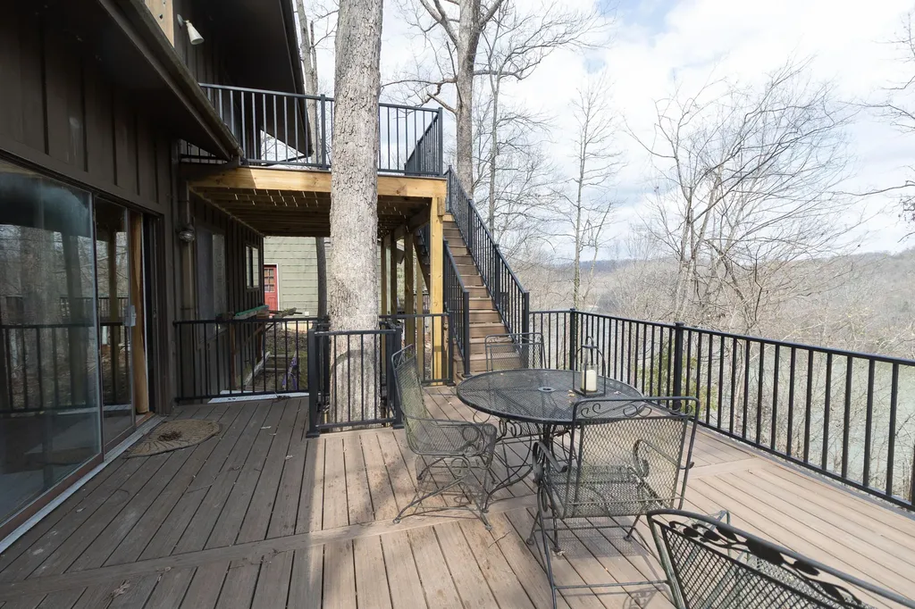 297 Oak Lane Salt Lick KY 40371