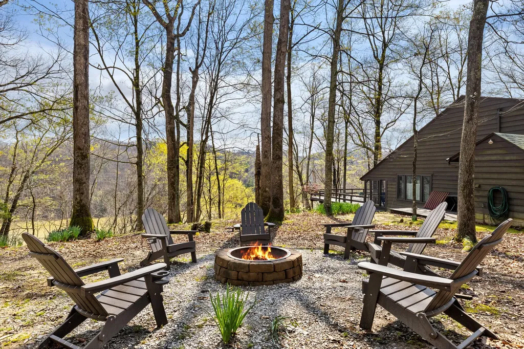 297 Oak Lane Salt Lick KY 40371