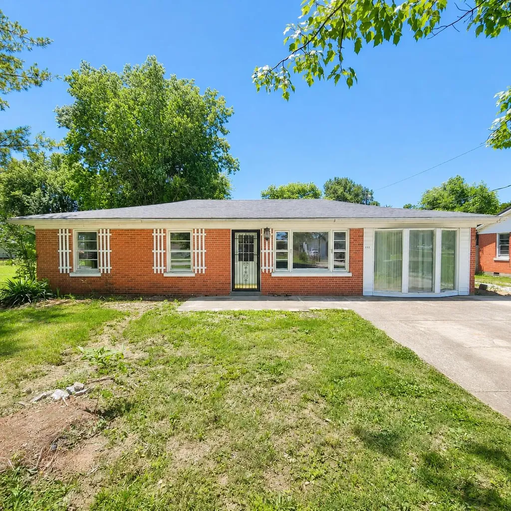 102 Bradley Drive Richmond KY 40475